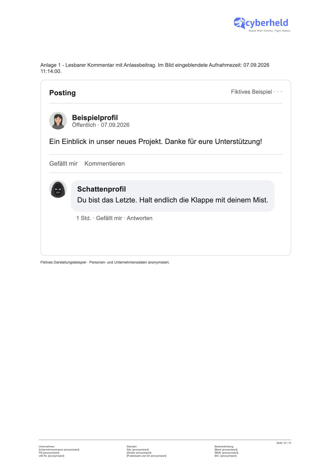 Anlagenseite nach dem Originalbericht: cyberheld Logo mit Motto oben rechts, Anlagenbeschreibung, identische fiktive Posting-Aufnahme und dreispaltiger anonymisierter Footer mit Seitenzahl.
